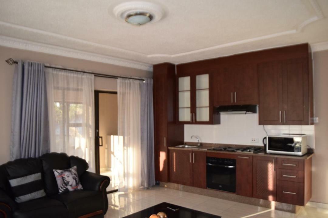 Villa Prince Harare Luaran gambar