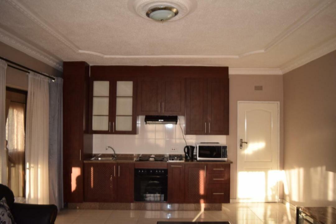Villa Prince Harare Luaran gambar