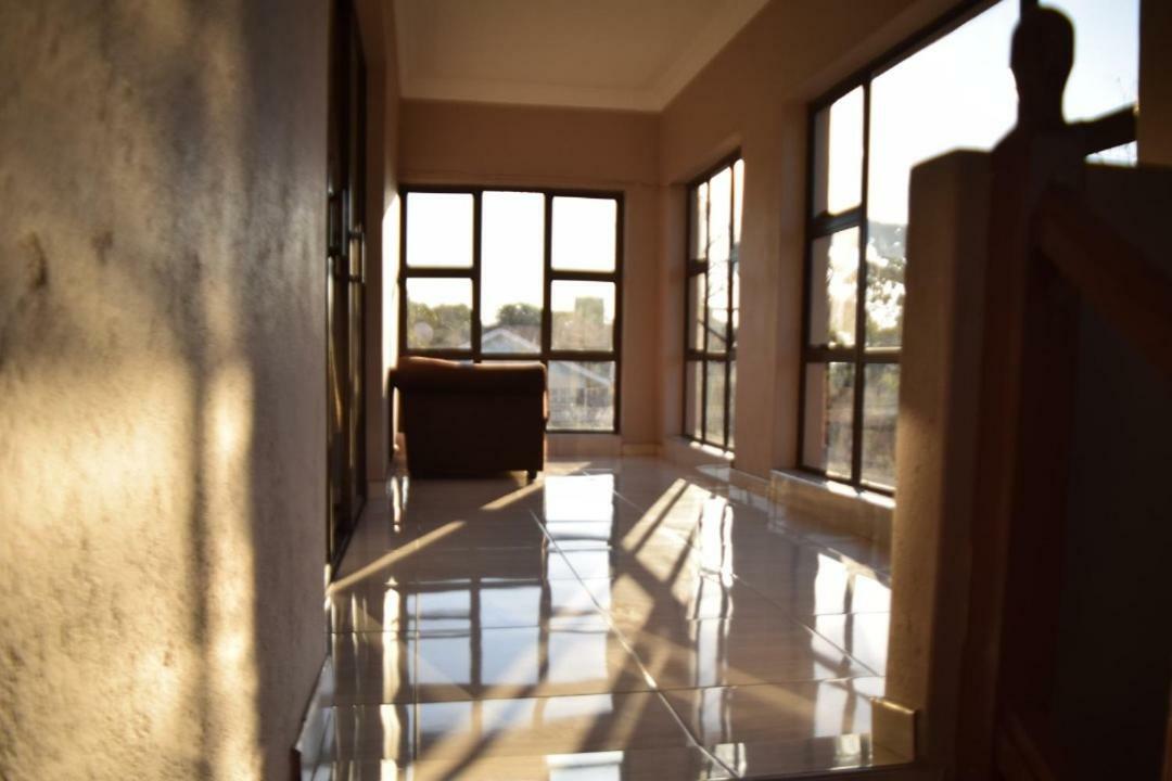 Villa Prince Harare Luaran gambar
