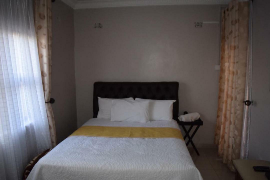 Villa Prince Harare Luaran gambar