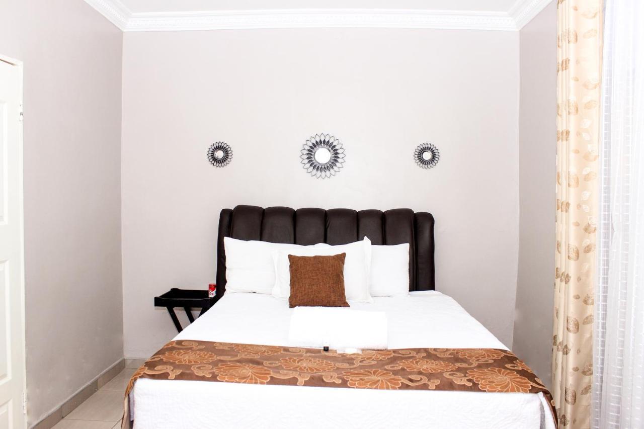 Villa Prince Harare Luaran gambar