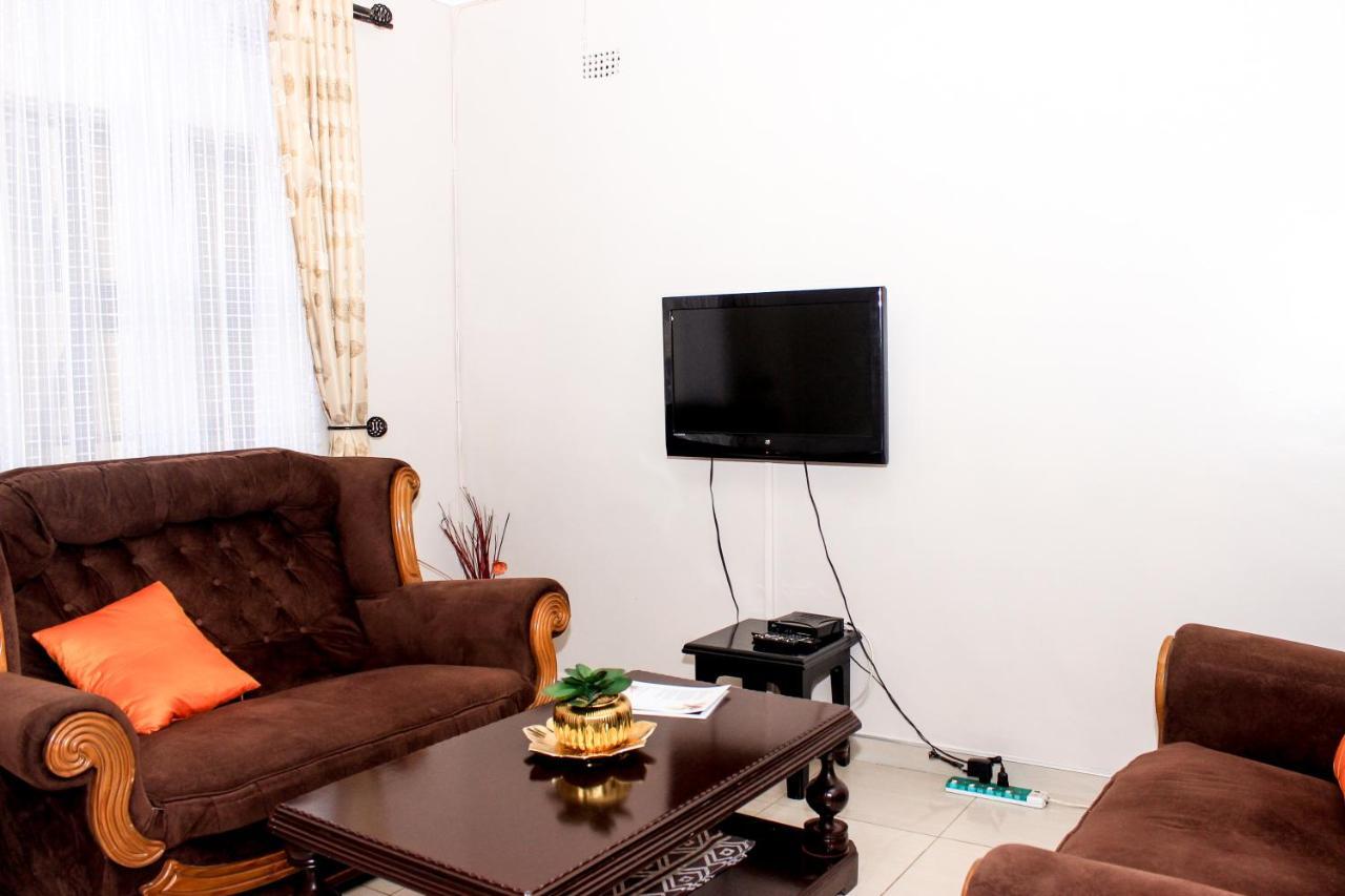 Villa Prince Harare Luaran gambar
