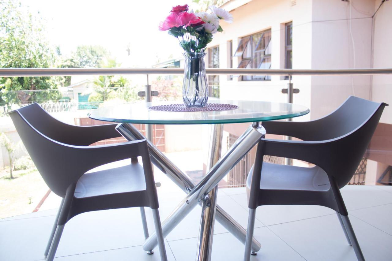 Villa Prince Harare Luaran gambar